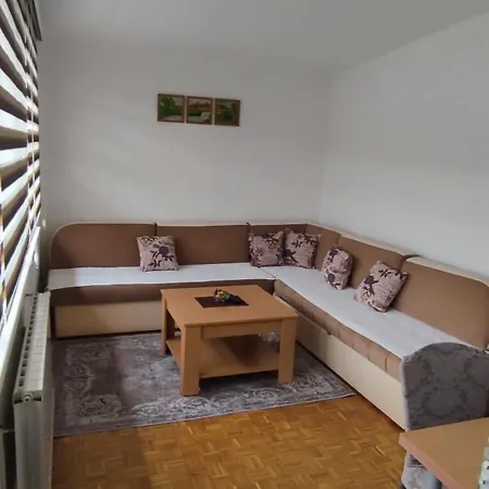 Apartamento Mali Slatki Dom Za Vas Tuzla