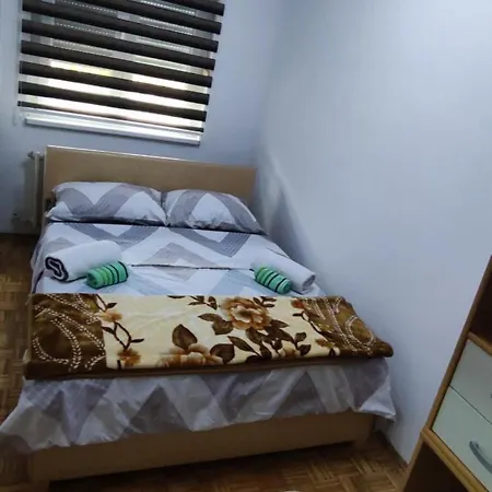 Apartamento Mali Slatki Dom Za Vas *